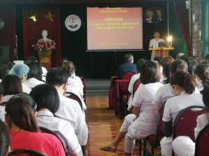 Bệnh viện đa khoa Sơn Tây tổ chức tập huấn công tác kiểm soát nhiễm khuẩn Bệnh viện