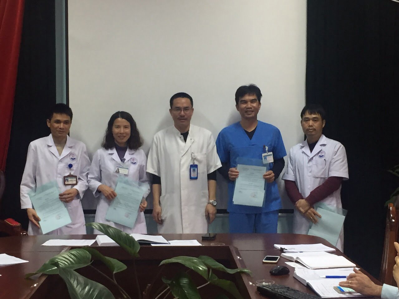 BỆNH VIỆN ĐA KHOA SƠN TÂY PHÁT HUY SỨC MẠNH TẬP THỂ CỨU SỐNG NGƯỜI BỆNH BĂNG HUYẾT NẶNG SAU SINH THƯỜNG