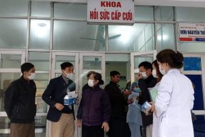 Tặng khẩu trang miễn phí cho Bệnh nhân KCB tại BVĐK Sơn Tây