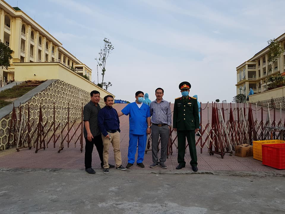 NHỮNG “CHIẾN BINH ÁO TRẮNG” NƠI TUYẾN ĐẦU CHỐNG DỊCH COVID – 19