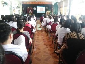 BỆNH VIỆN ĐA KHOA SƠN TÂY TỔ CHỨC TẬP HUẤN LẦN 2 VỀ PHÒNG VÀ KIỂM SOÁT LÂY NHIỄM COVID – 19 (SARS – CoV2)