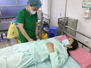 CỨU SỐNG SẢN PHỤ MẮC HỘI CHỨNG HELLP RẤT NẶNG