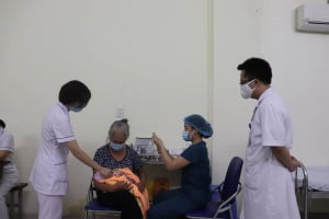 KHAI TRƯƠNG DỊCH VỤ TIÊM CHỦNG TẠI ĐƠN NGUYÊN TIÊM CHỦNG BỆNH VIỆN ĐA KHOA SƠN TÂY