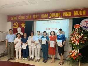 Bệnh viện đa khoa Sơn Tây tổ chức Lễ mít tinh kỷ niệm ngày Quốc tế Điều dưỡng 12.5