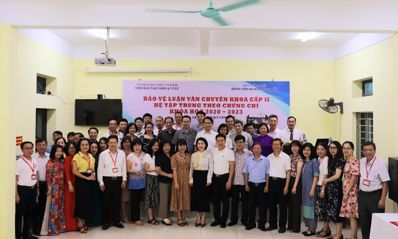 Tổ chức bảo vệ luận văn cho 25 học viên Chuyên khoa II Quản lý Y tế – Hệ tập trung theo chứng chỉ