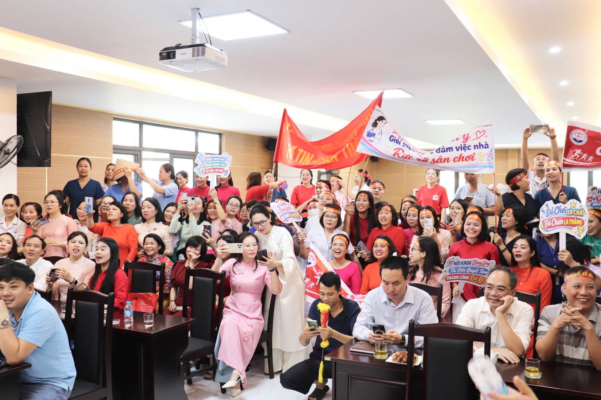 🌸 DƯ ÂM SAU NGÀY 20/10 – LAN TỎA TINH THẦN ĐOÀN KẾT, GẮN KẾT TOÀN VIỆN! 🌸